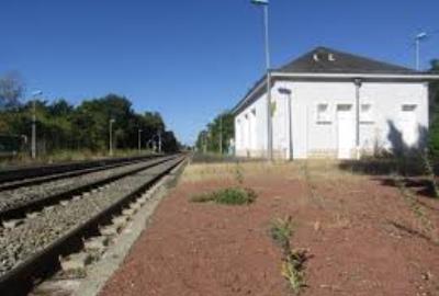 Gare de Ballan